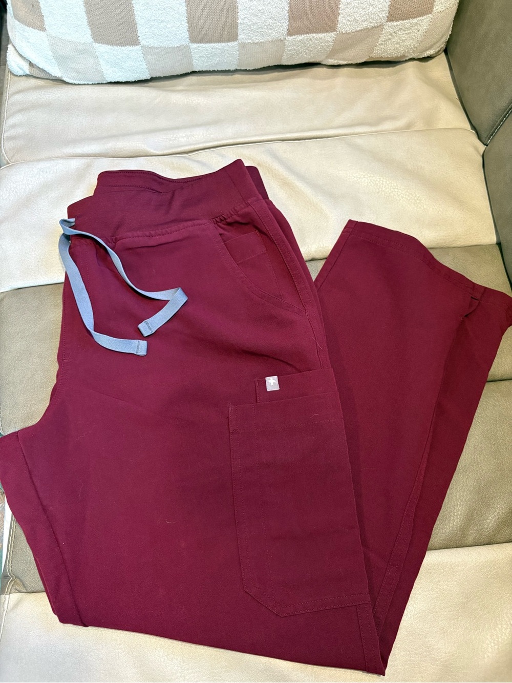 Figs Yola Scrub Pants, Burgundy, LP